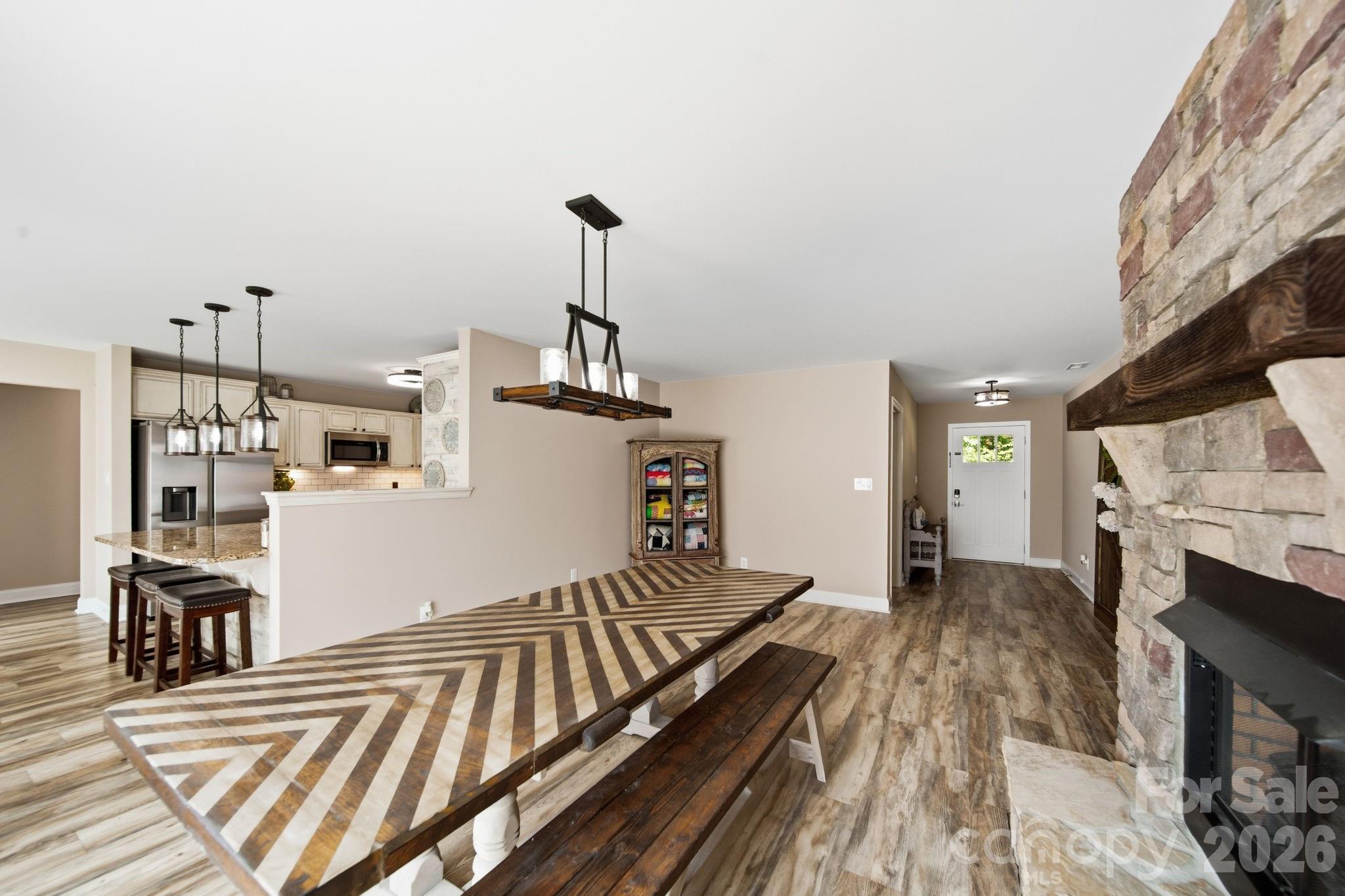 1360 Standing Oak Drive Property Photo 31
