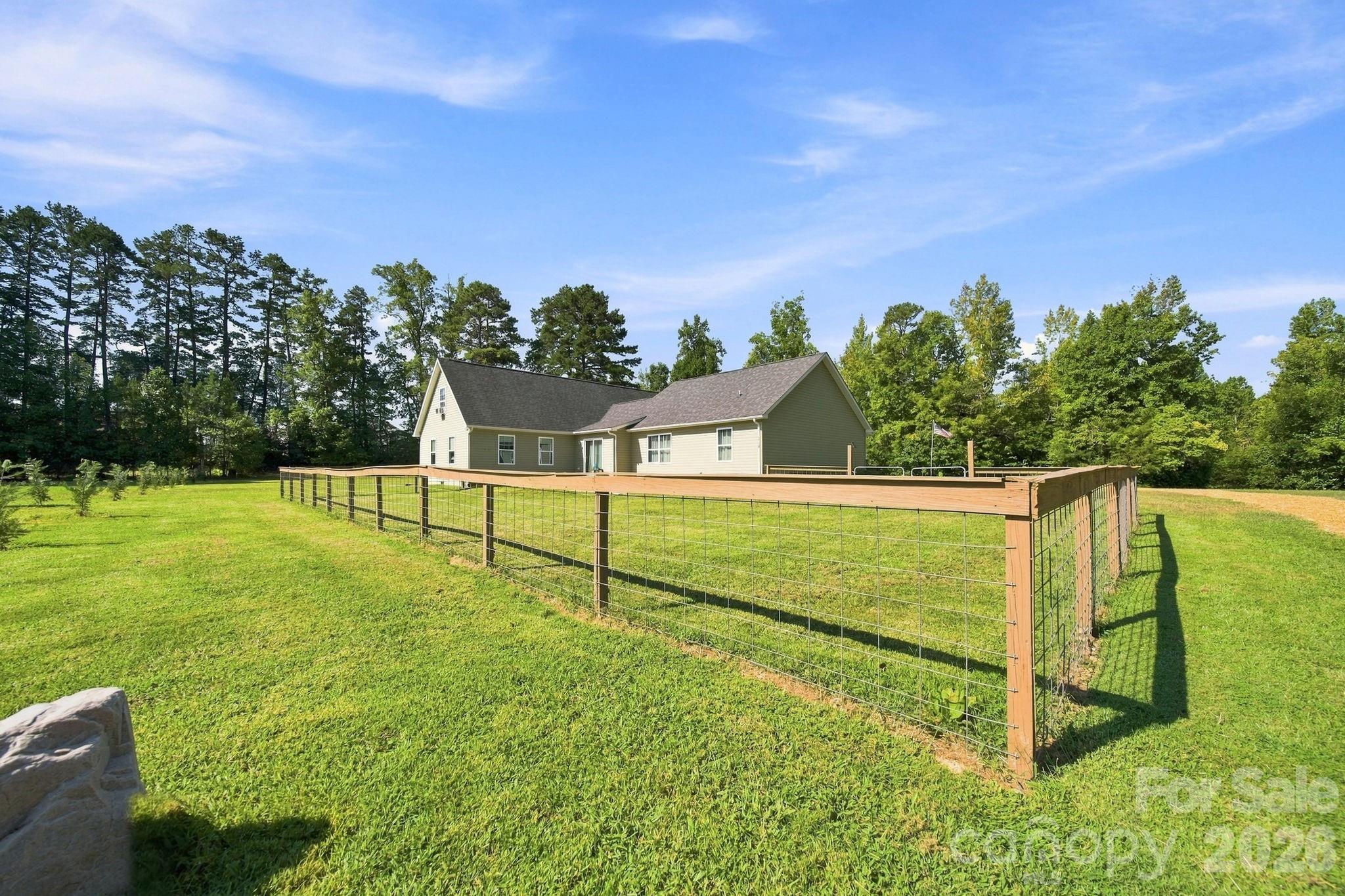 1360 Standing Oak Drive Property Photo 35