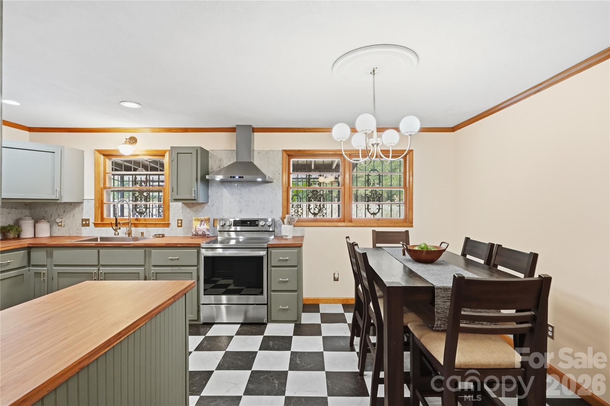 1471 Ontario Drive Property Photo 10