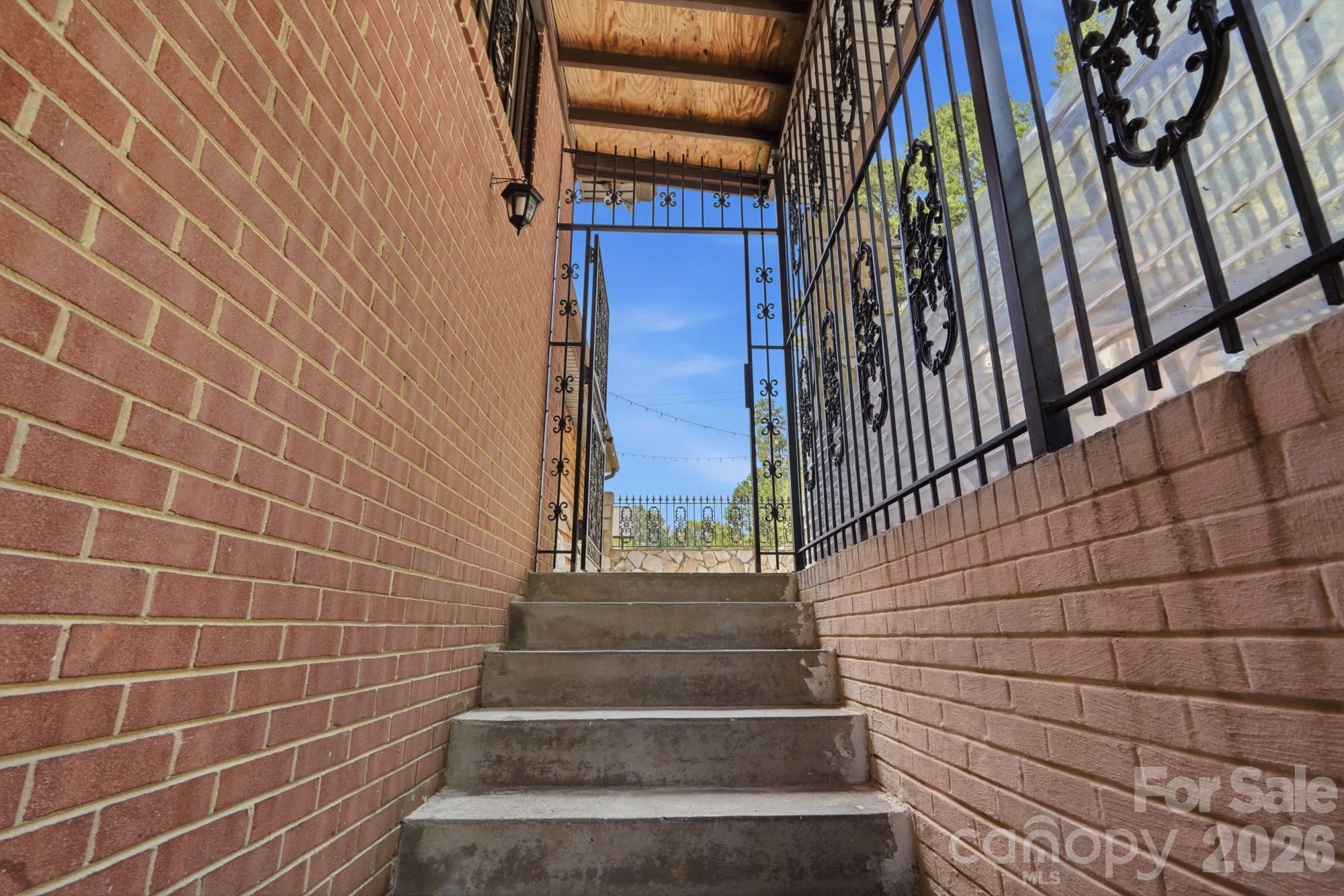 1471 Ontario Drive Property Photo 33