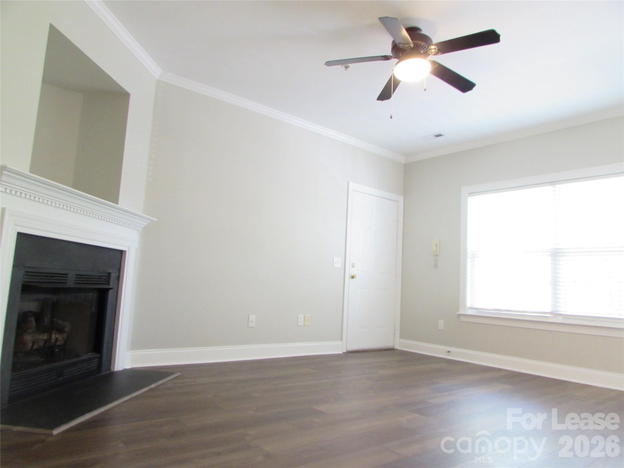 21725 Aftonshire Drive Property Photo 3