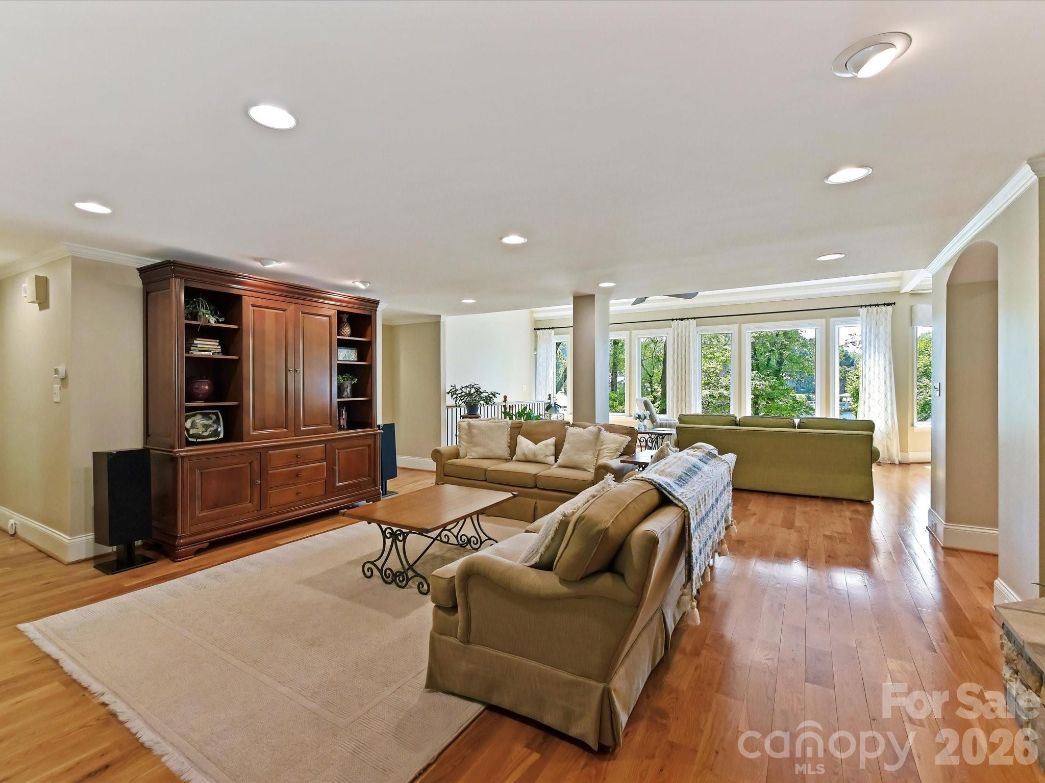 16211 Terry Lane Property Photo 11