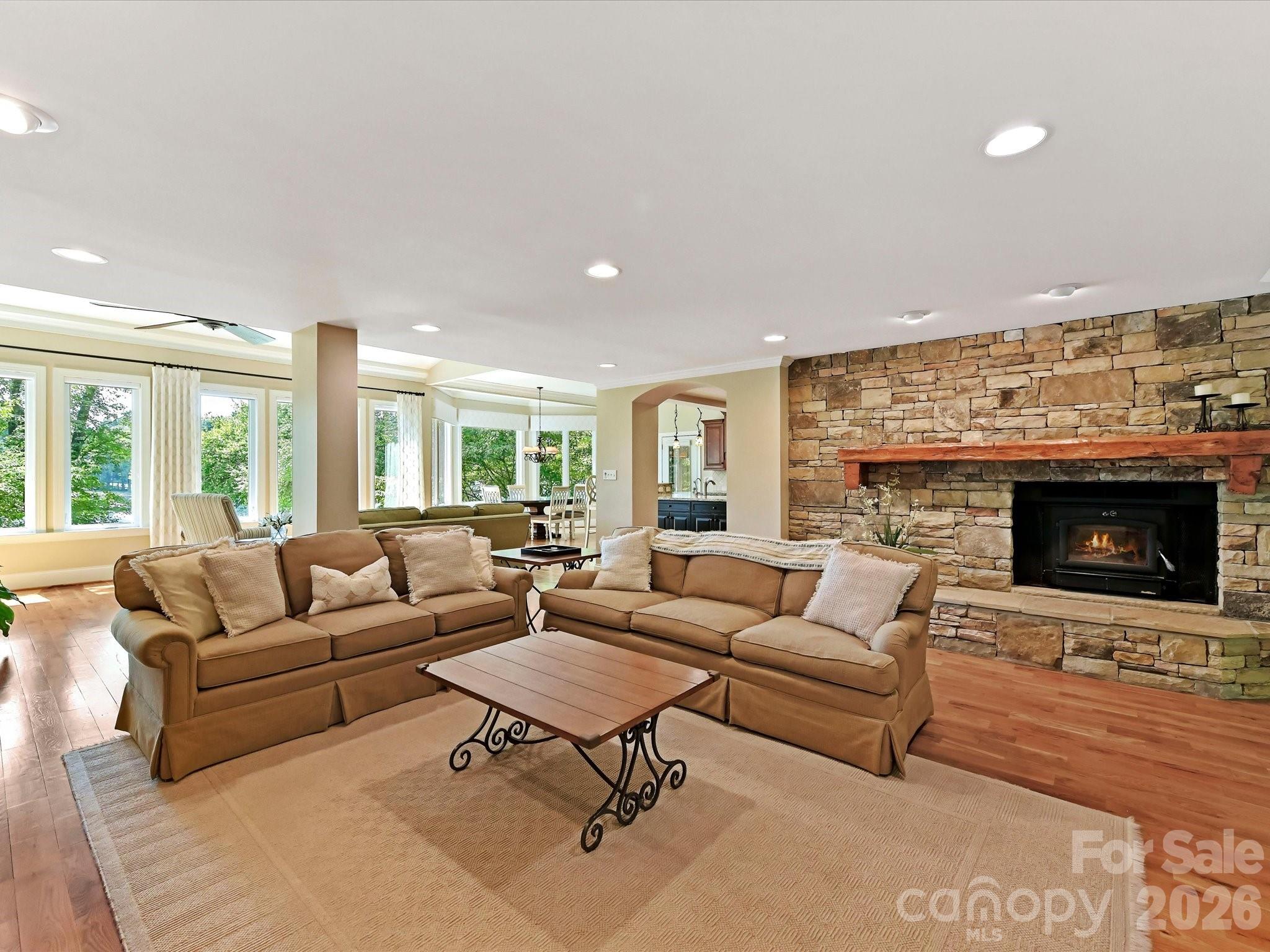 16211 Terry Lane Property Photo 12
