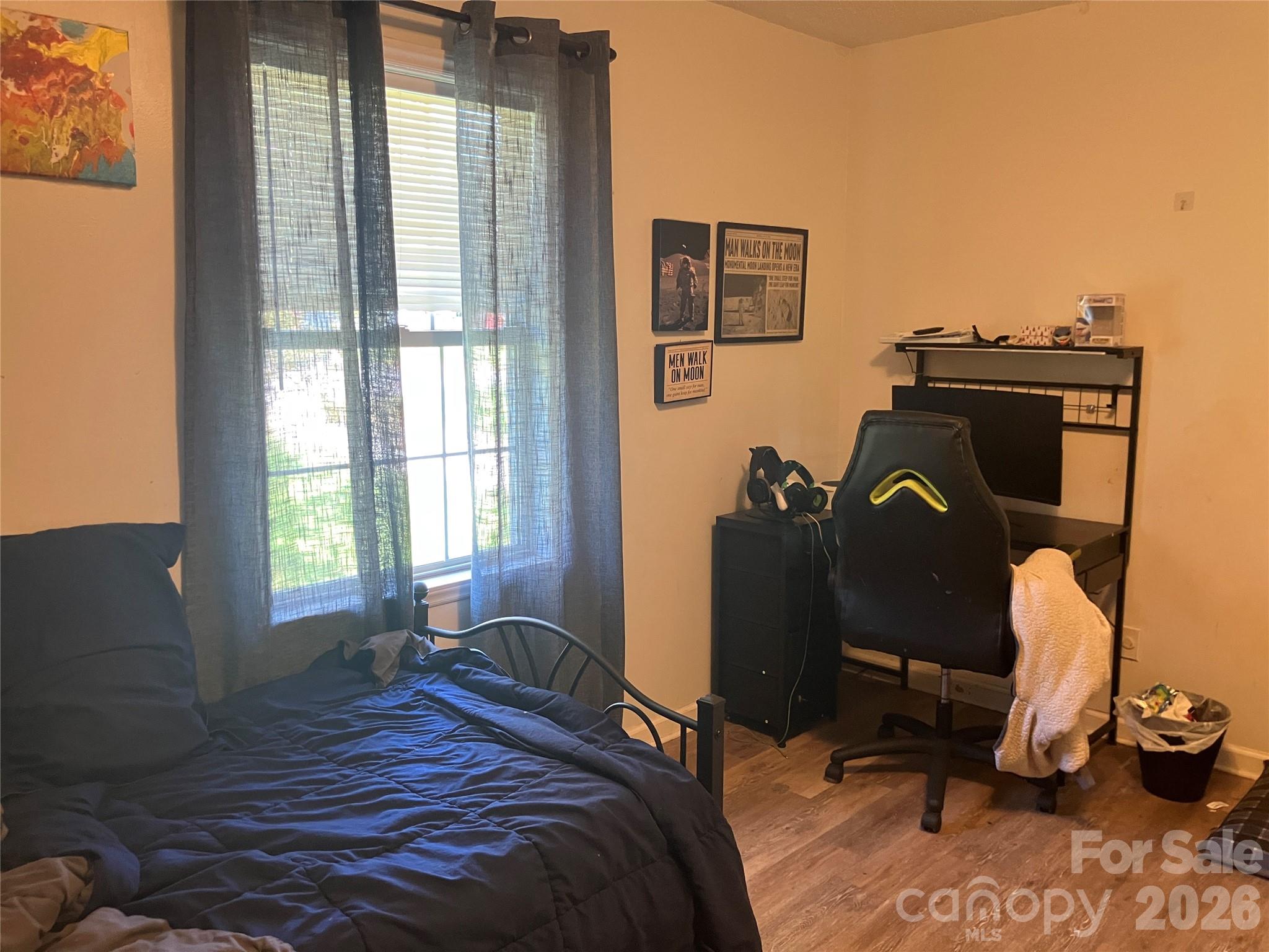 271 Weaver Way Property Photo 17