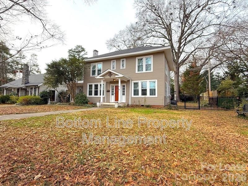 613 S York Street Property Photo 2