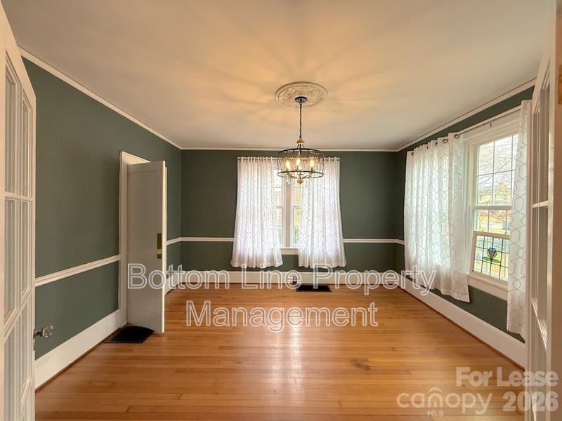 613 S York Street Property Photo 7