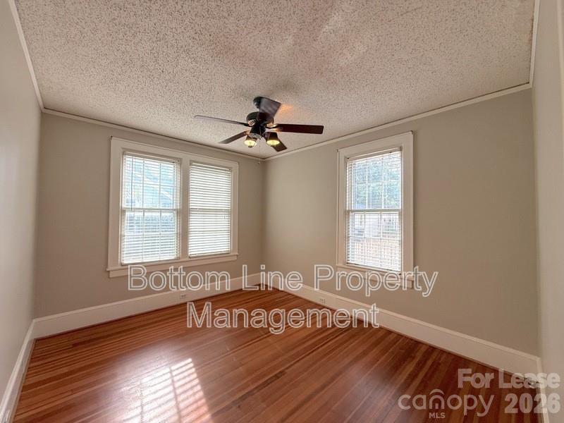 613 S York Street Property Photo 17