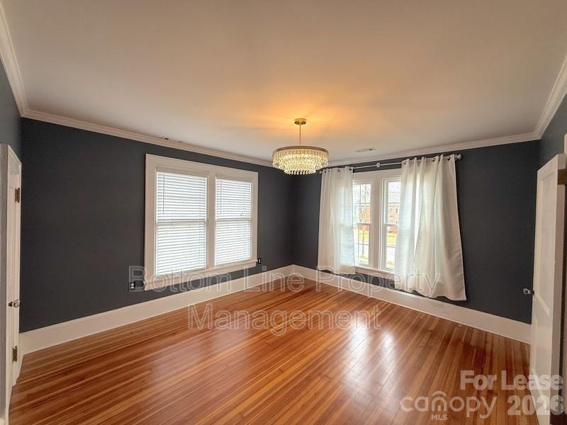 613 S York Street Property Photo 22