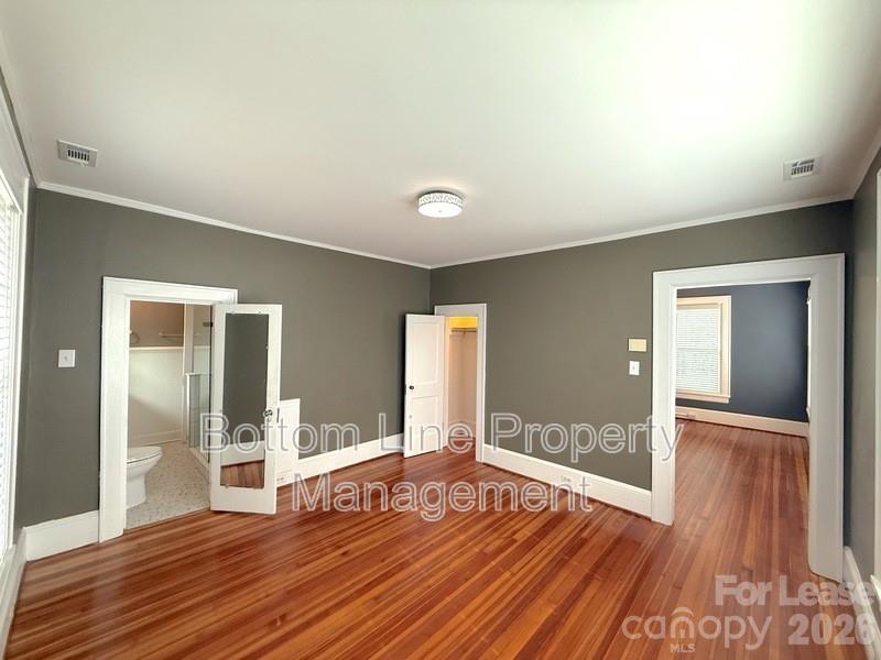 613 S York Street Property Photo 27