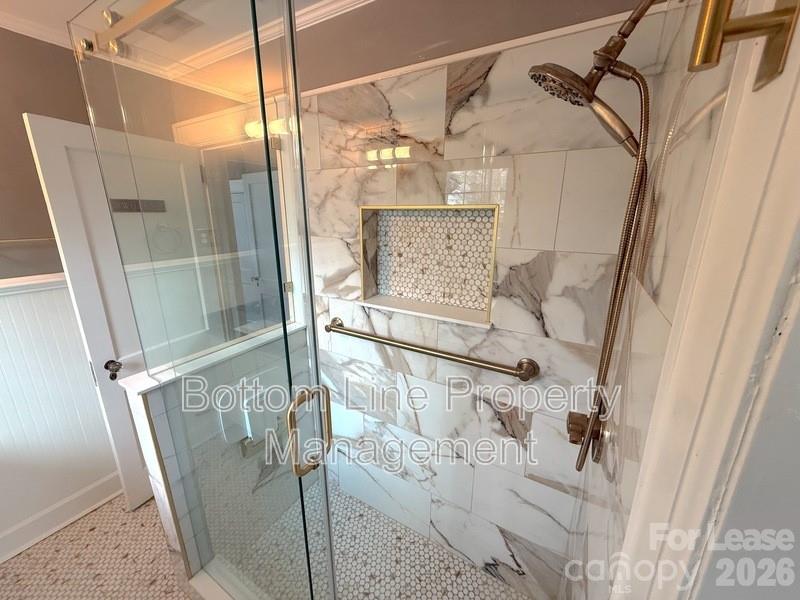 613 S York Street Property Photo 29