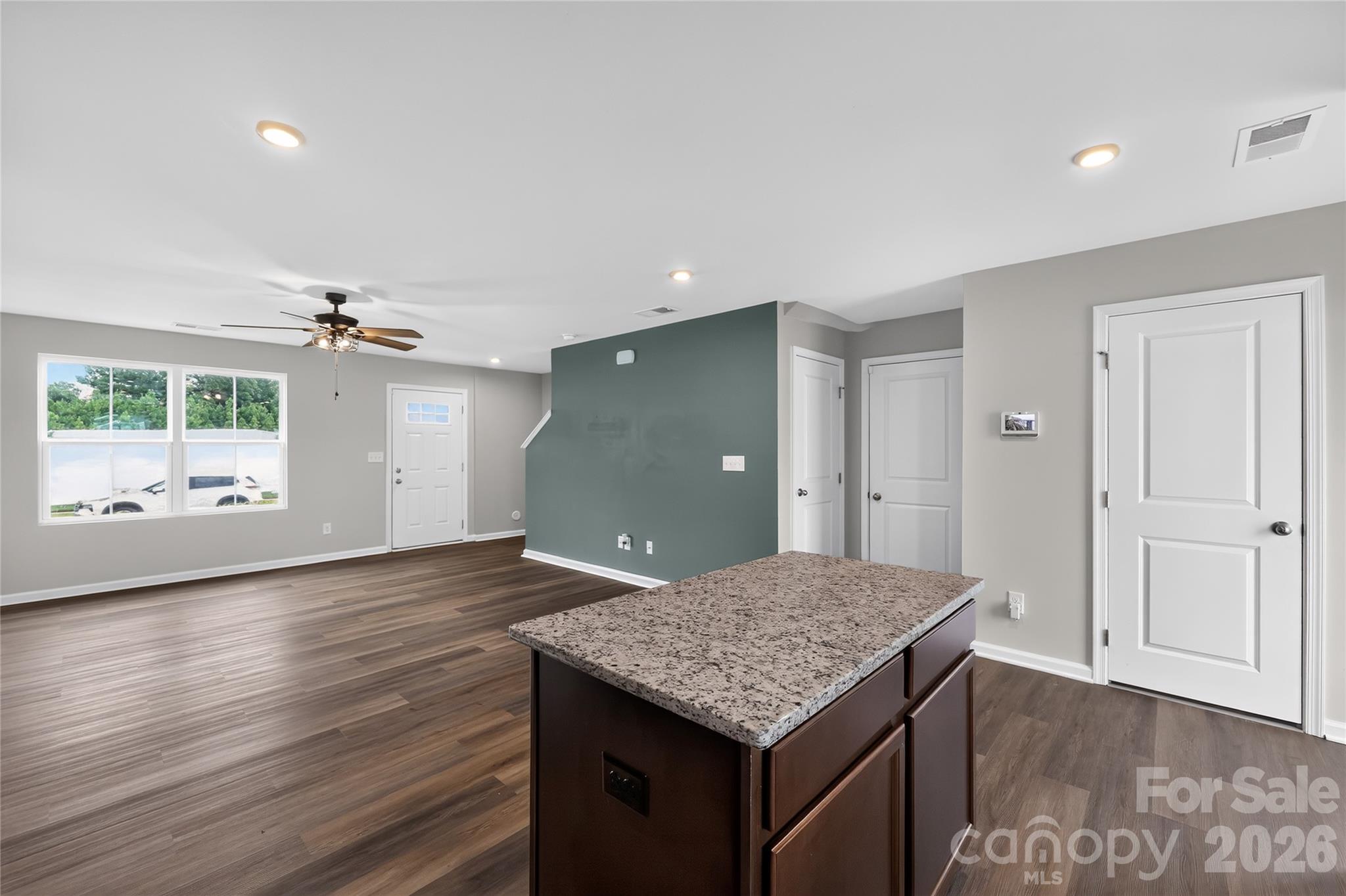 5812 Camp Court Property Photo 3