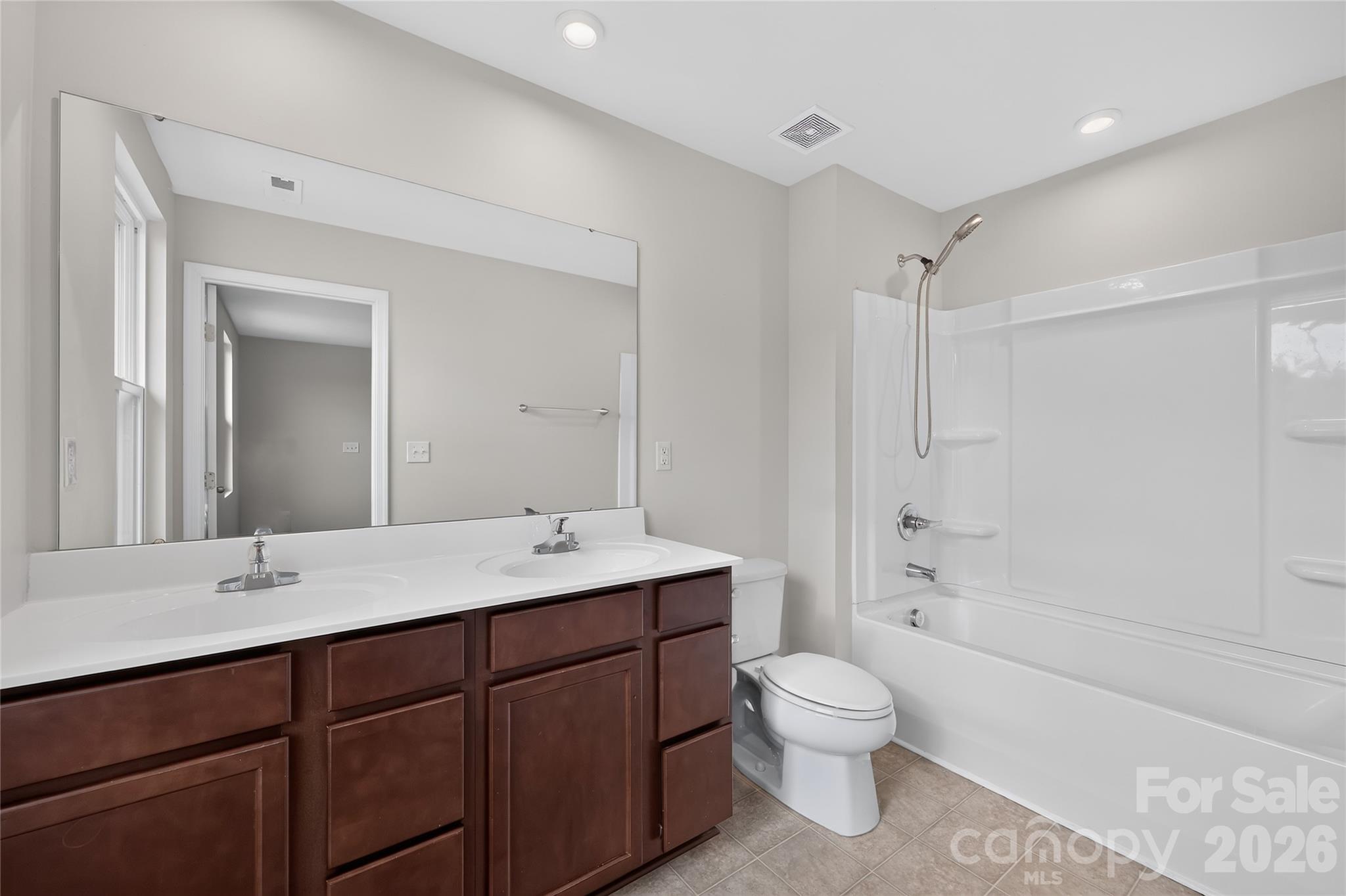 5812 Camp Court Property Photo 15