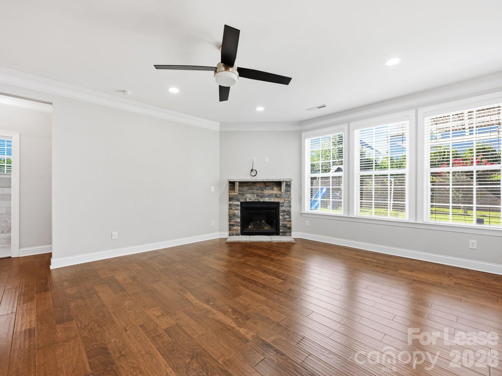 127 Tomahawk Drive Property Photo 12