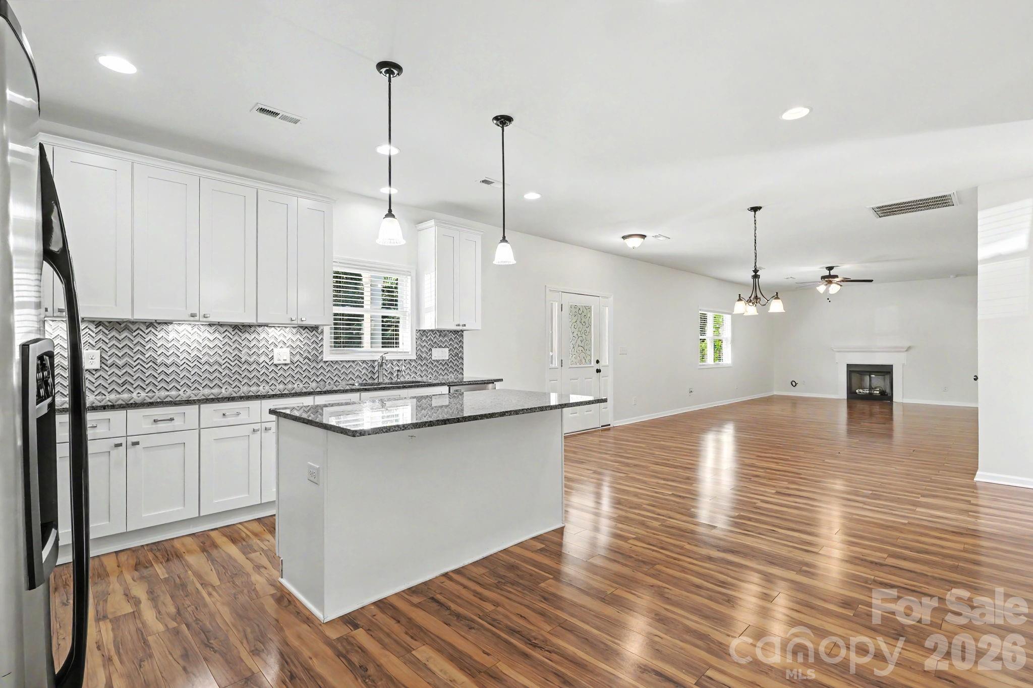 3201 Fairforest Drive Property Photo 23