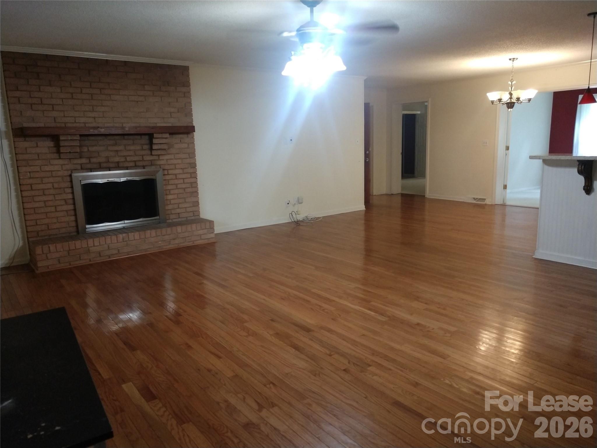 10115 Elmsbrook Lane Property Photo 3