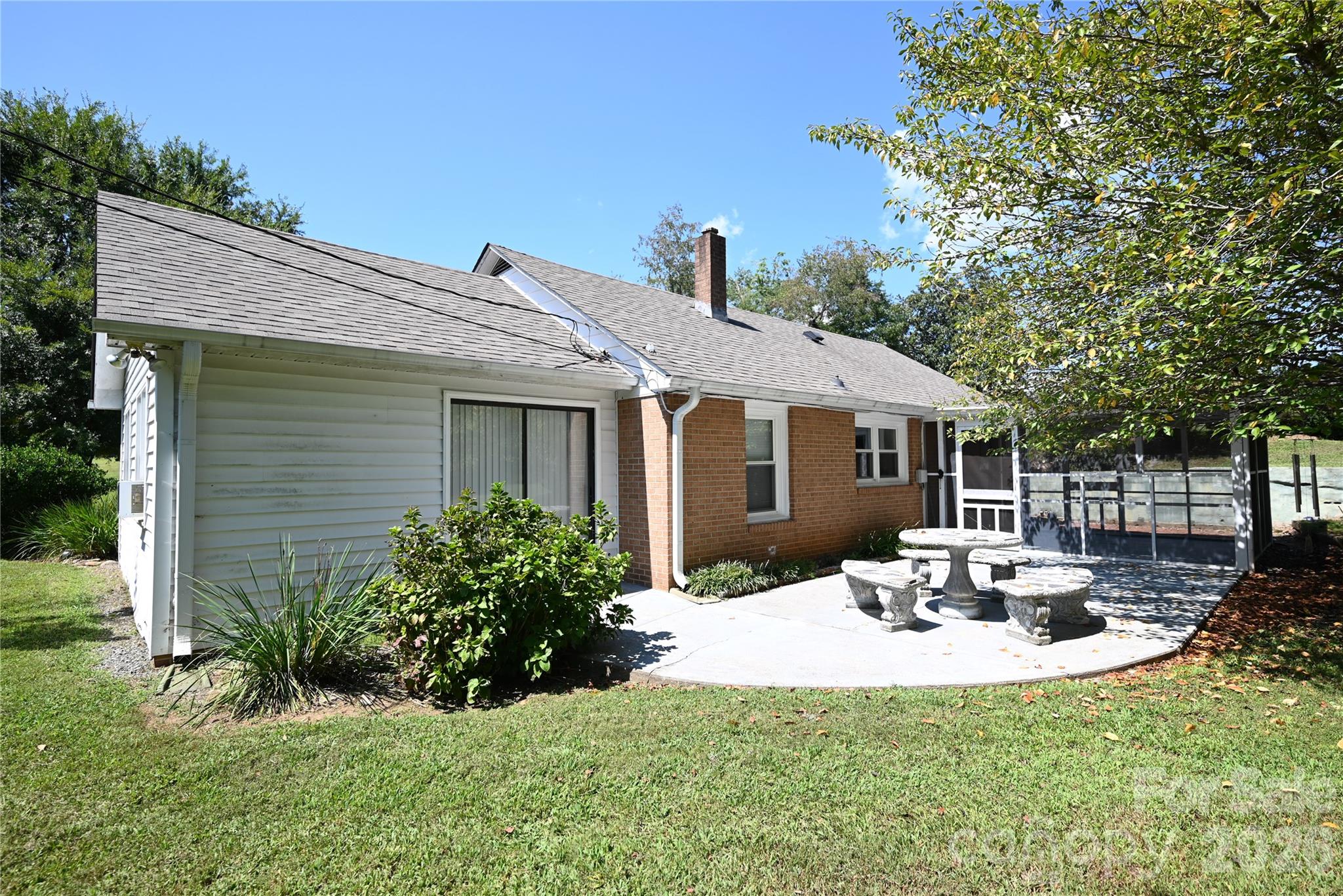 105 Owens Avenue Property Photo 4