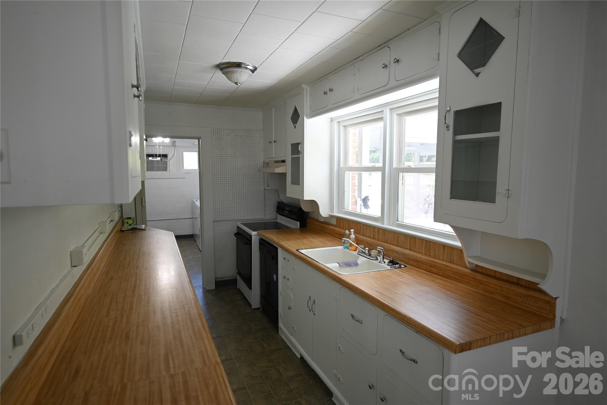105 Owens Avenue Property Photo 13