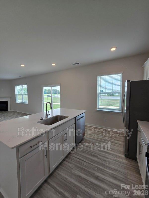 549 Blackpool Court Property Photo 11