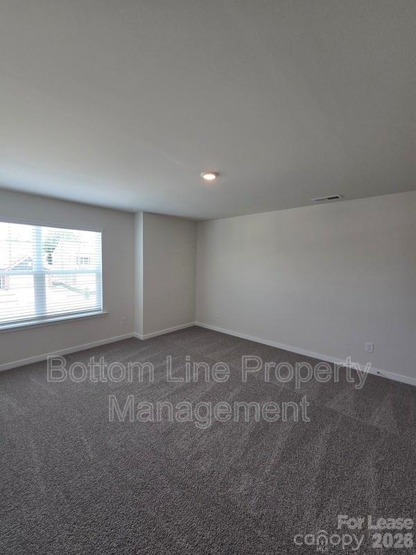 549 Blackpool Court Property Photo 28