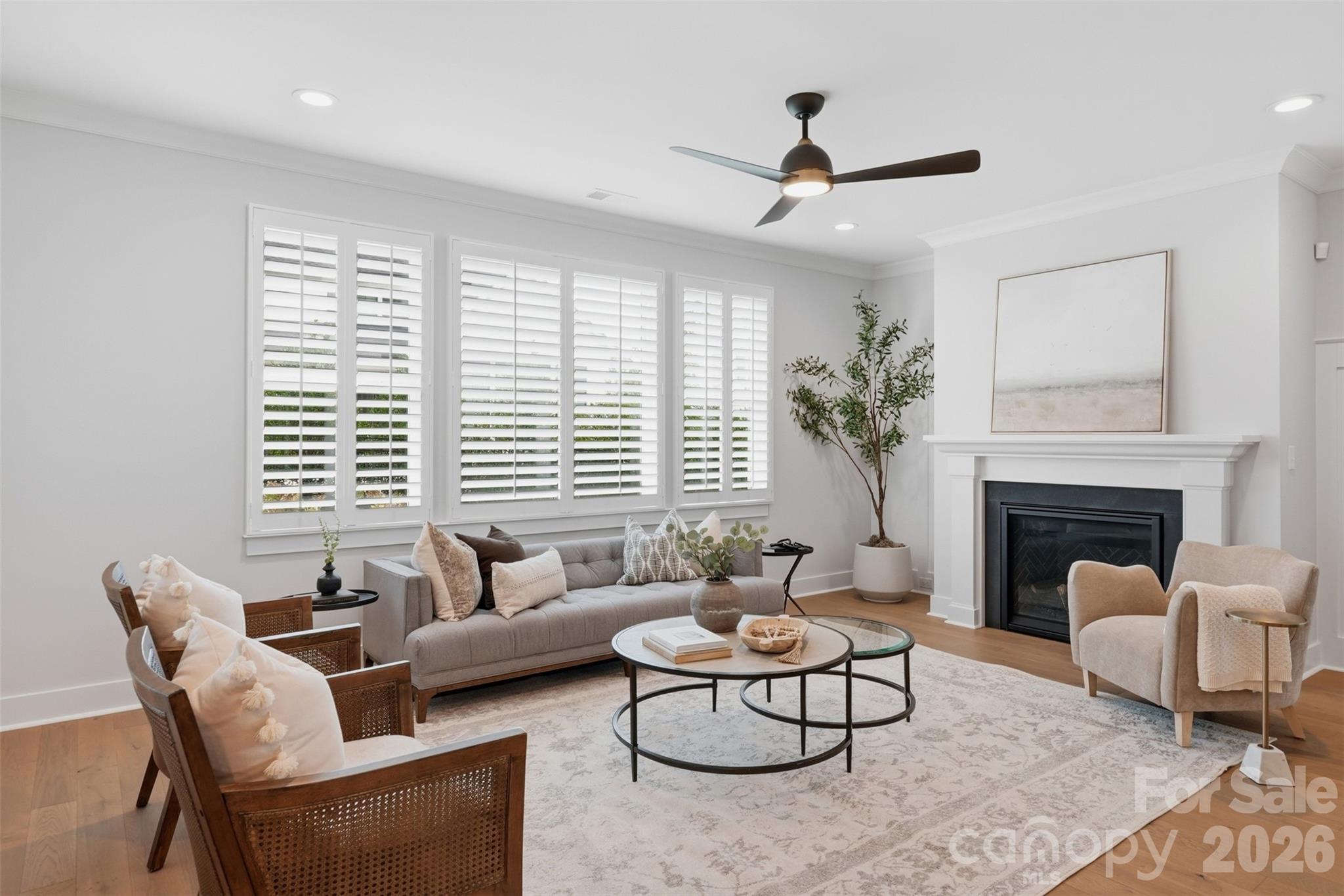 6083 Holden Court Property Photo 16
