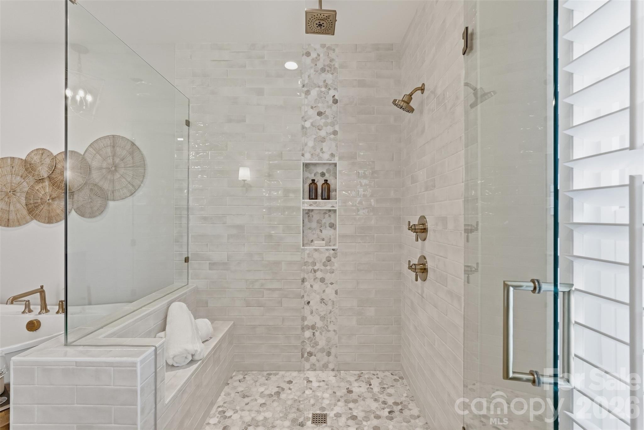 6083 Holden Court Property Photo 27