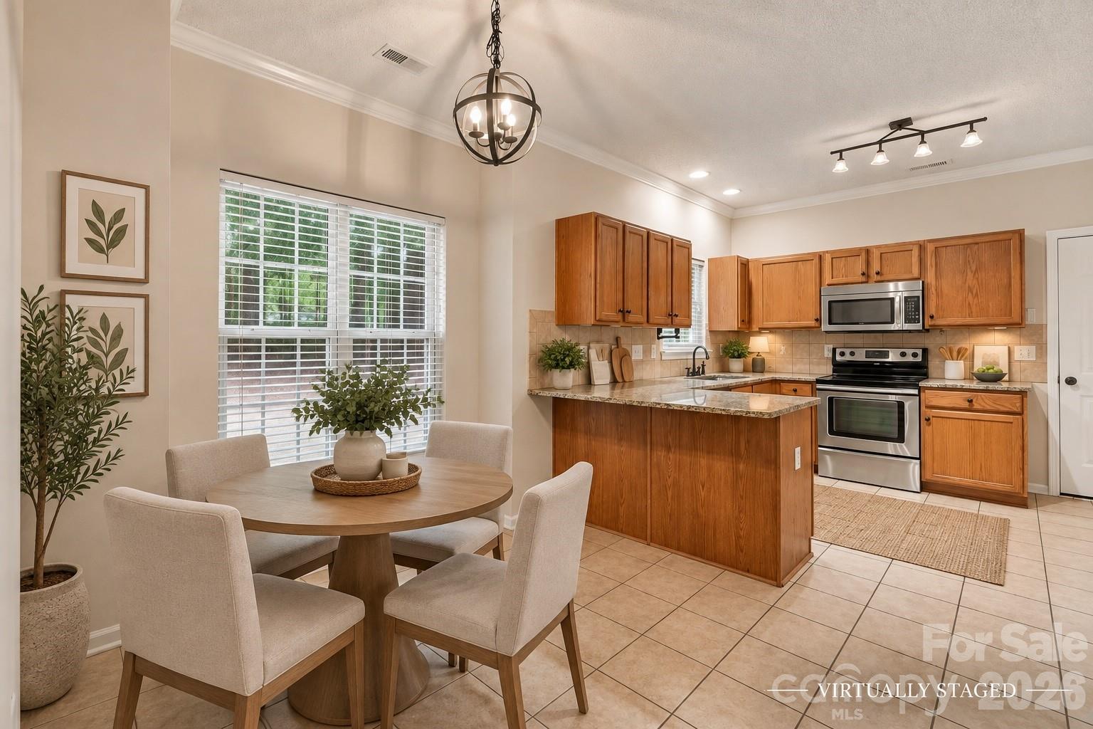 12806 English Walnut Lane Property Photo 6
