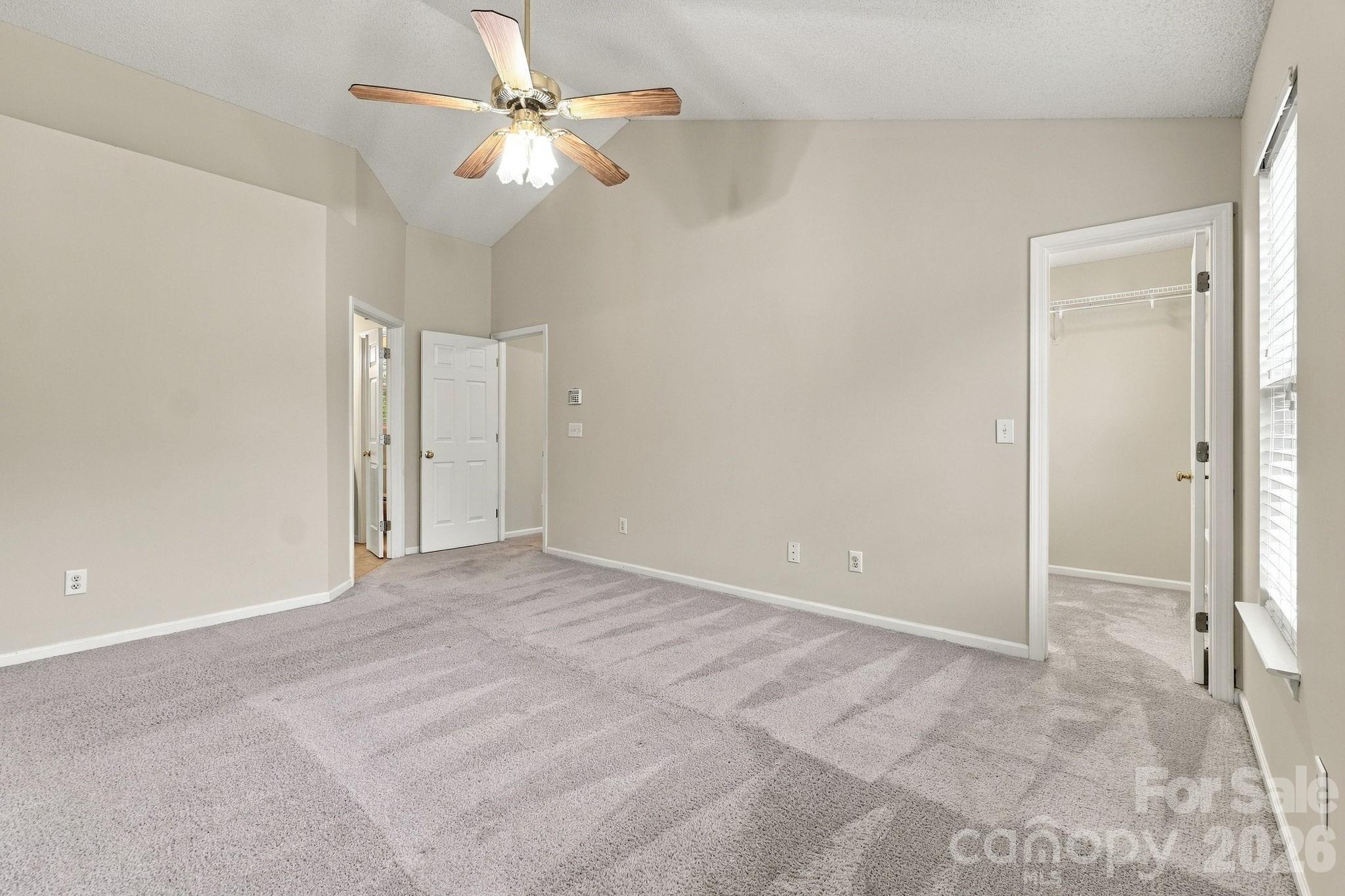 12806 English Walnut Lane Property Photo 15