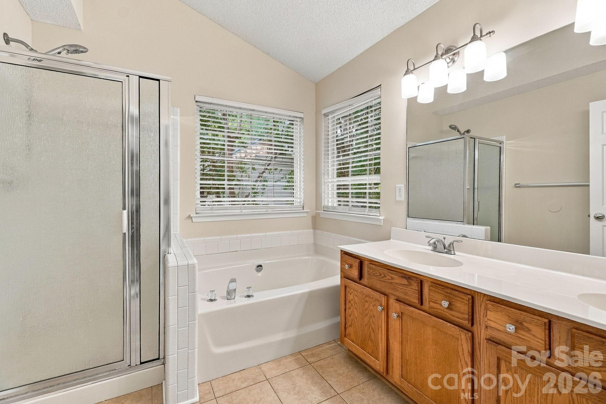 12806 English Walnut Lane Property Photo 16
