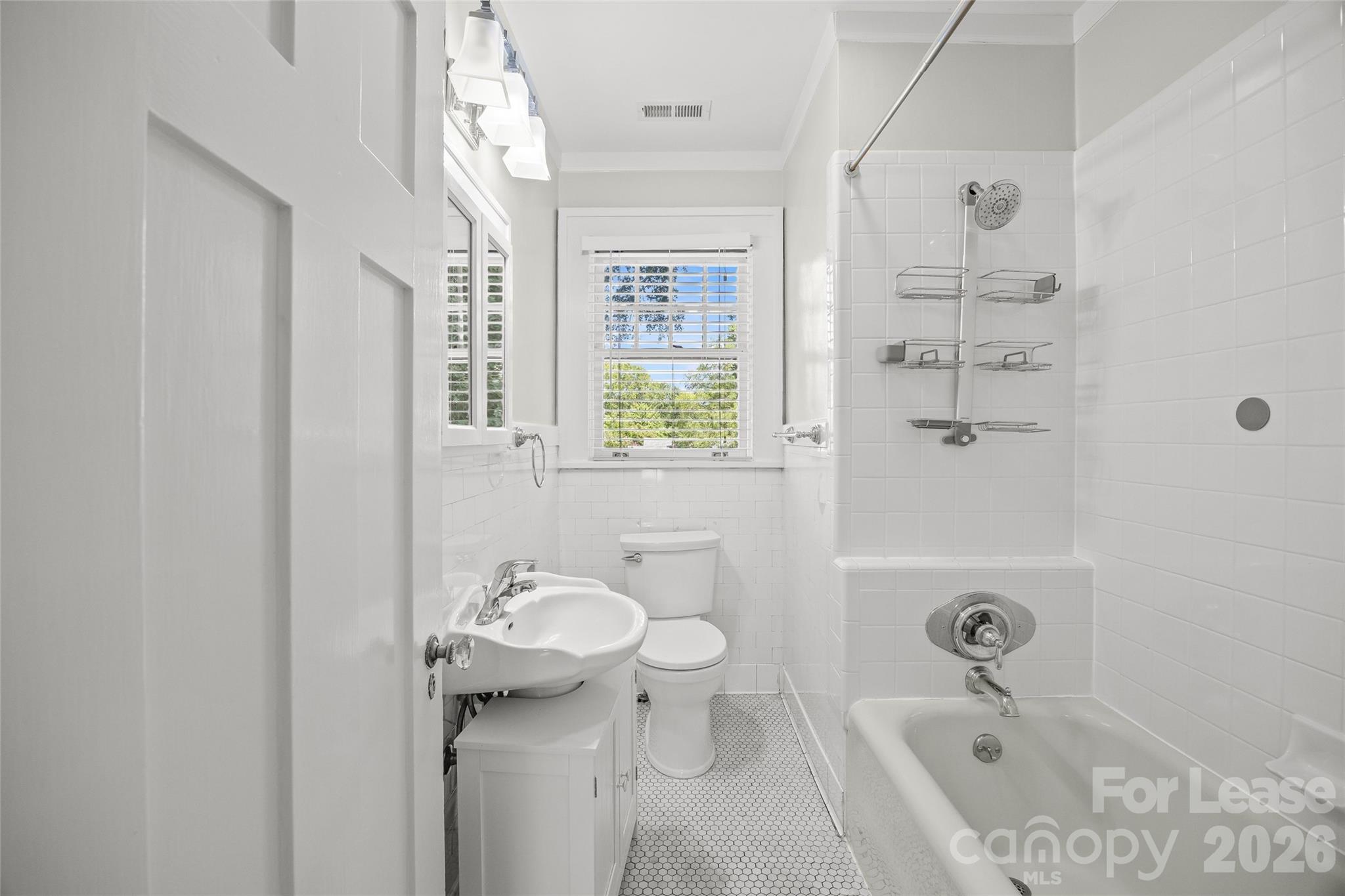2025 Sharon Road Property Photo 19