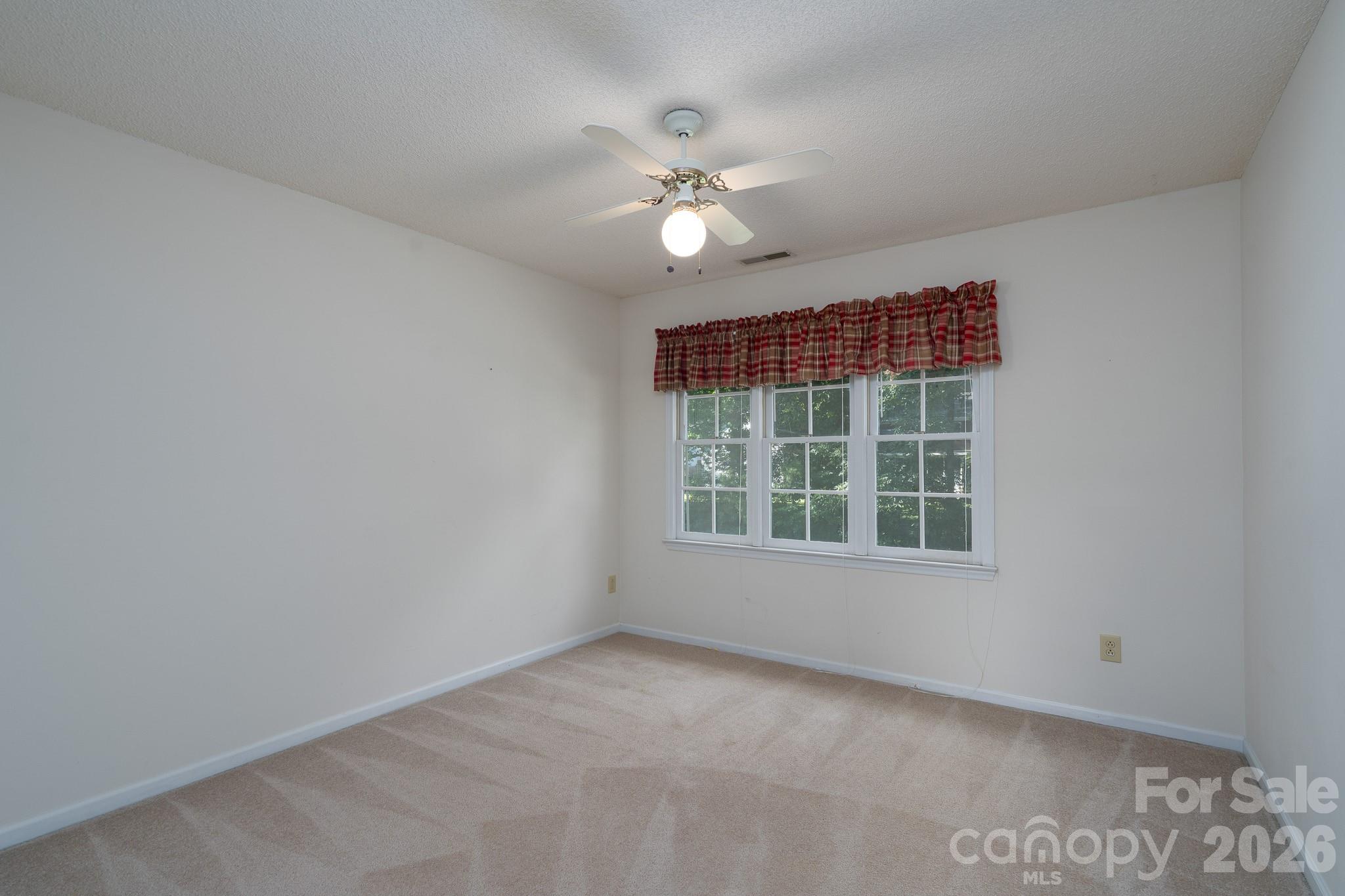3071 Beech Court Property Photo 33