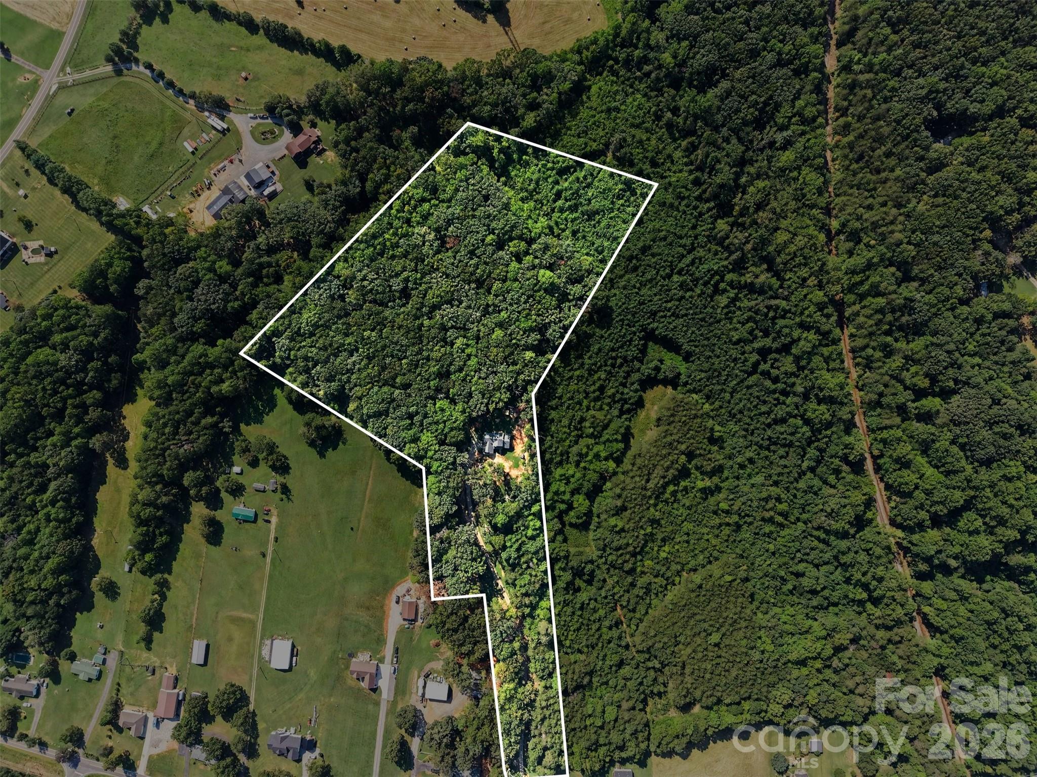 6705 Long Island Road Property Photo 3