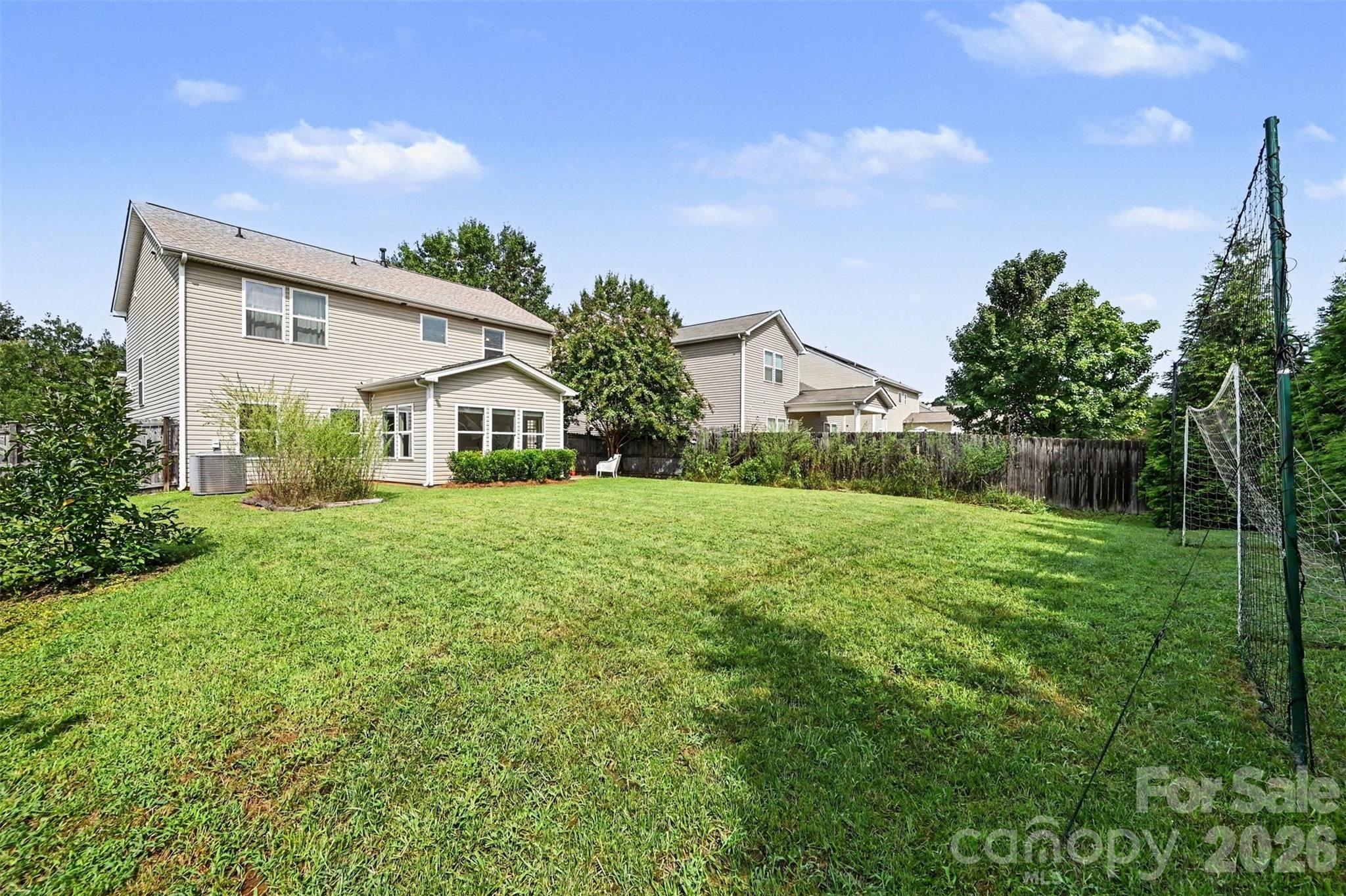 6918 Barefoot Forest Drive Property Photo 25