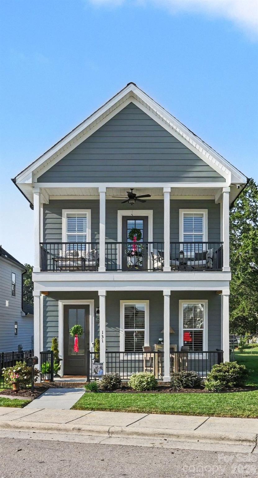 131 W F Street Property Photo