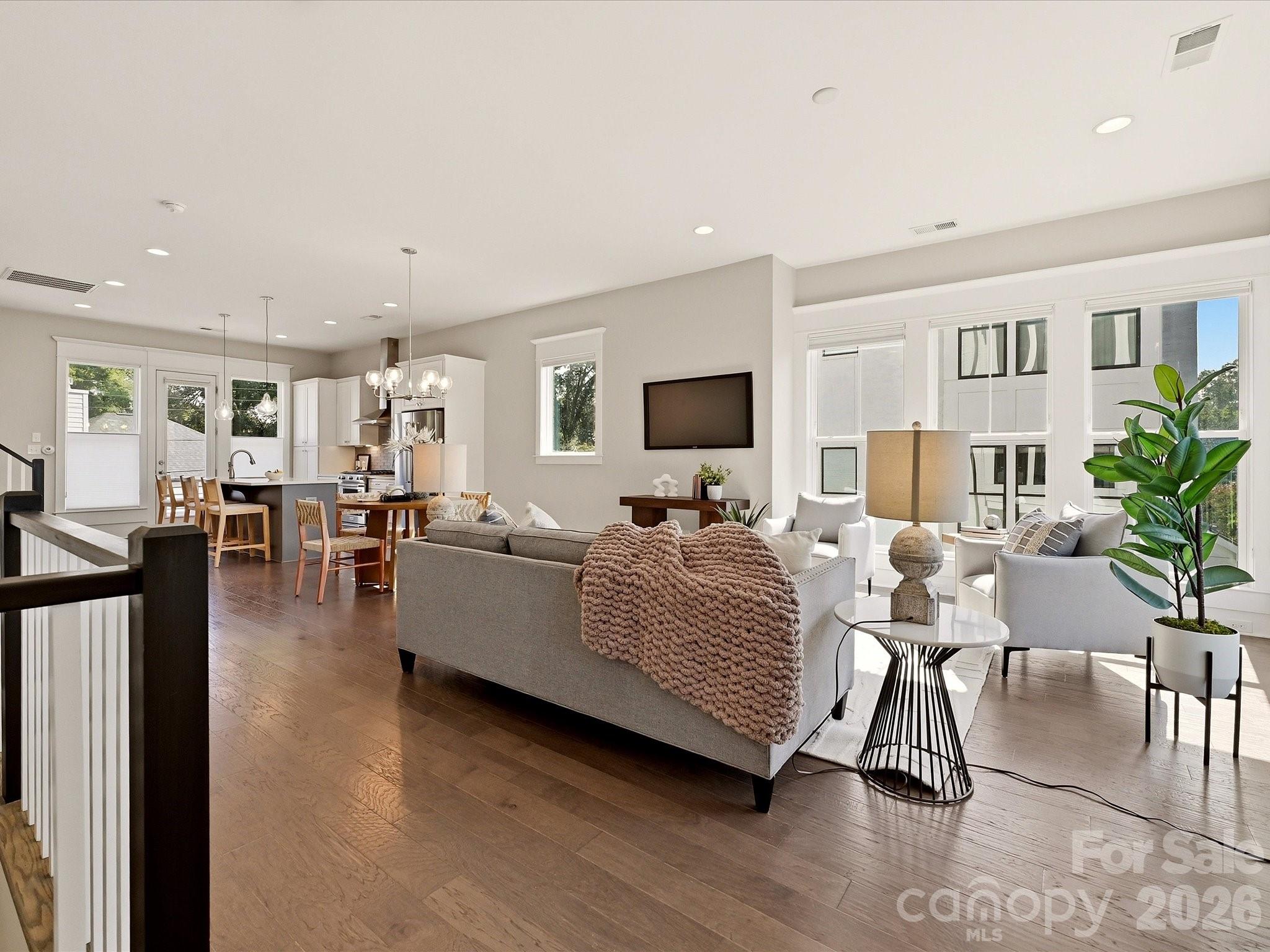1107 Reece Road Property Photo 8