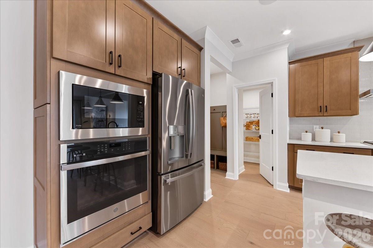 245 Landy Street Property Photo 13