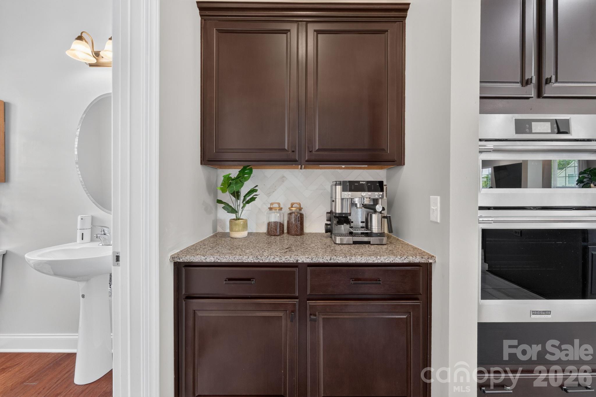 15110 Brannock Hills Drive Property Photo 7
