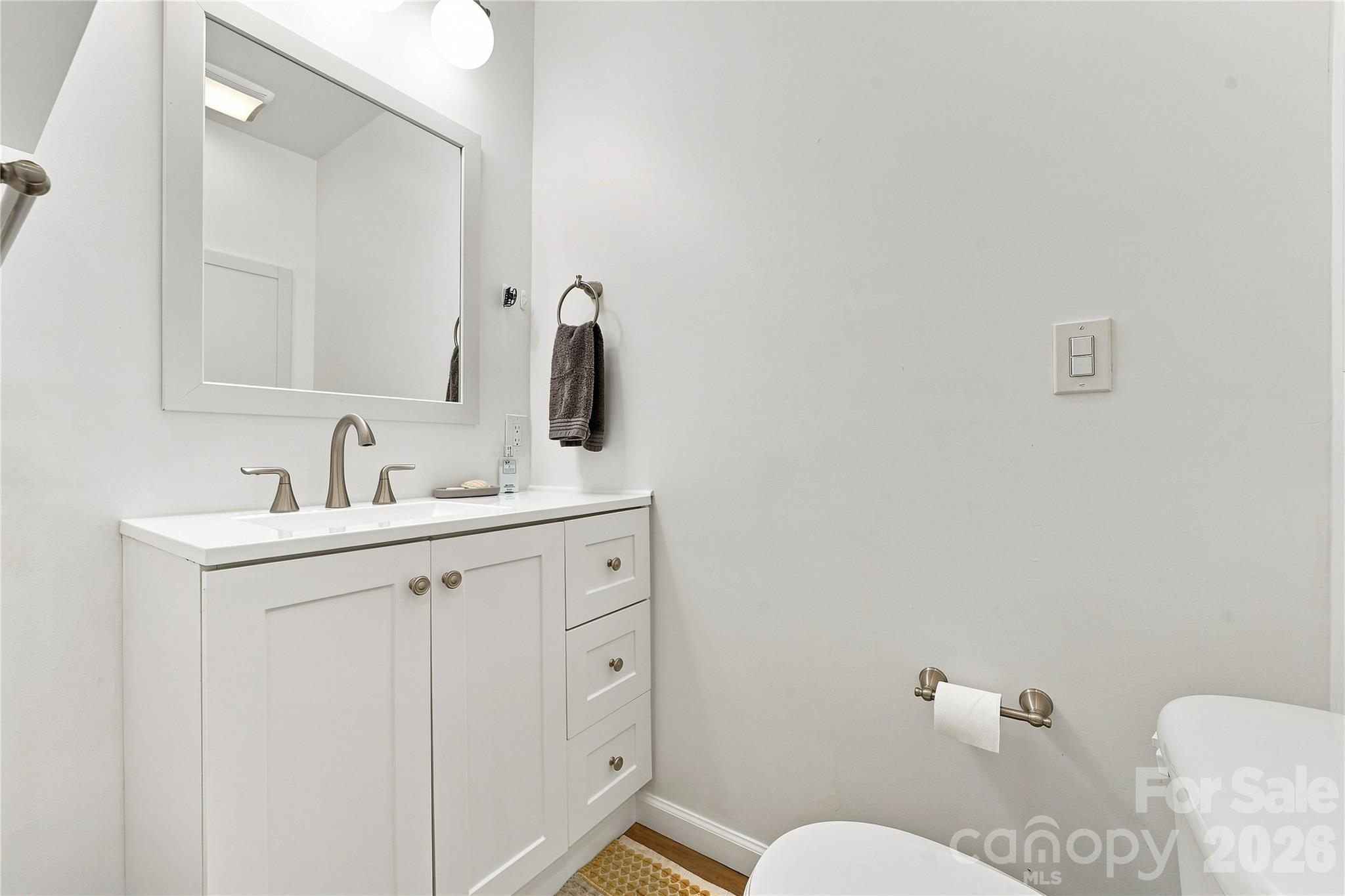 8008 Chapman Street Property Photo 28