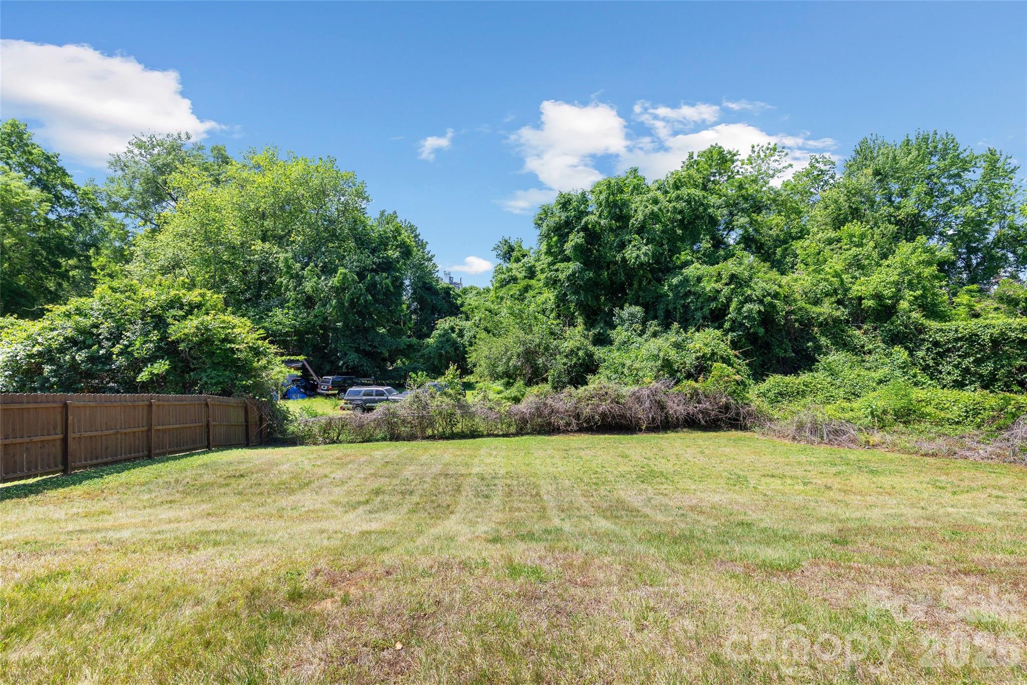 4828 Gilmore Drive Property Photo 23