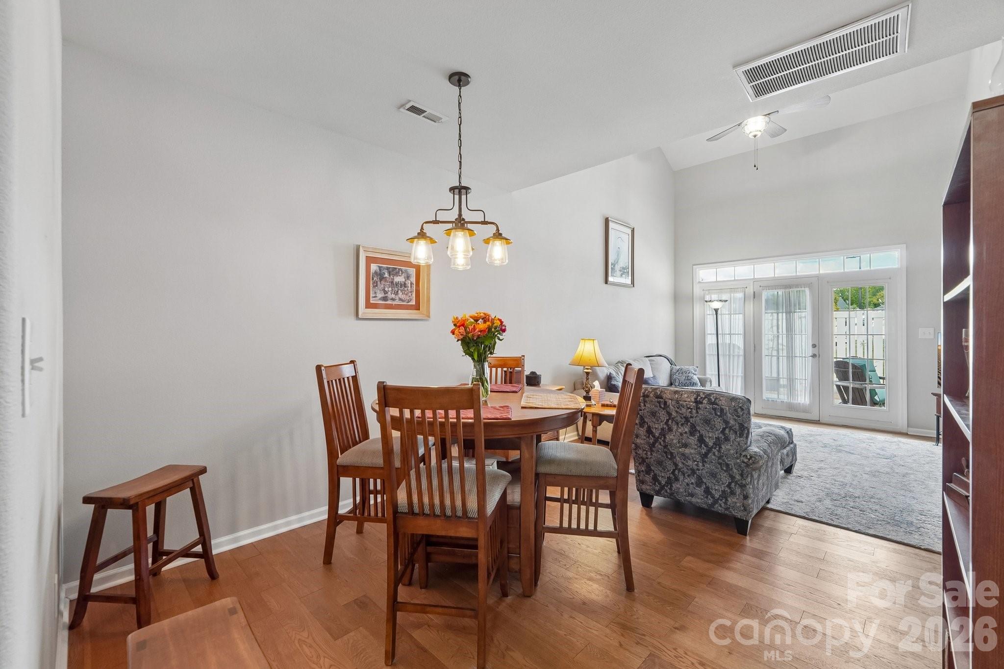 6219 Tyrel Lane Property Photo 6
