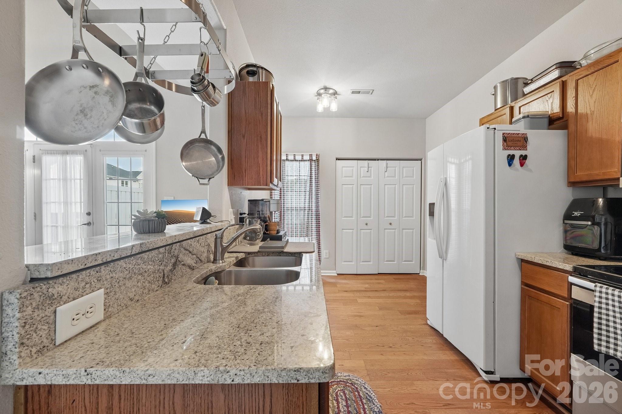 6219 Tyrel Lane Property Photo 7