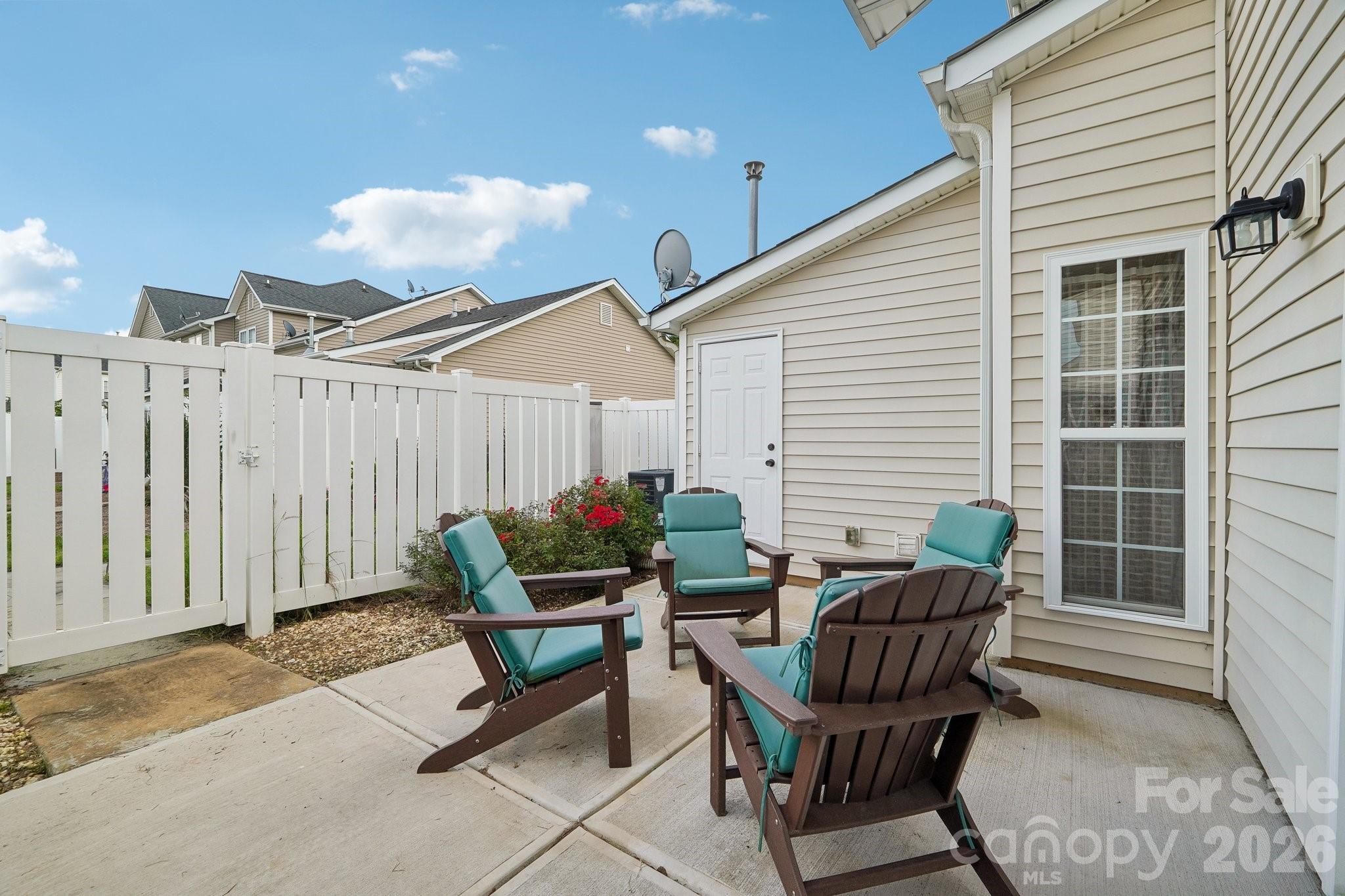 6219 Tyrel Lane Property Photo 22