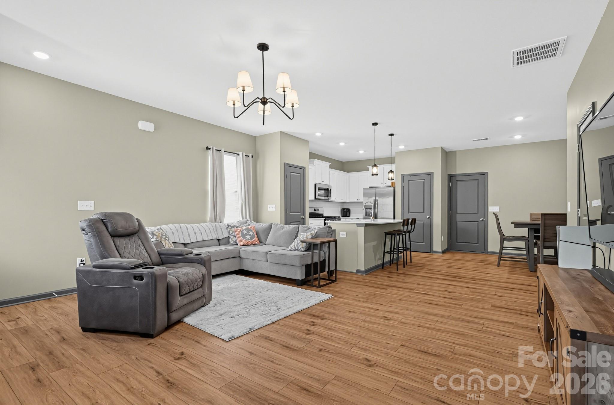 9830 Old Garden Circle Property Photo 8