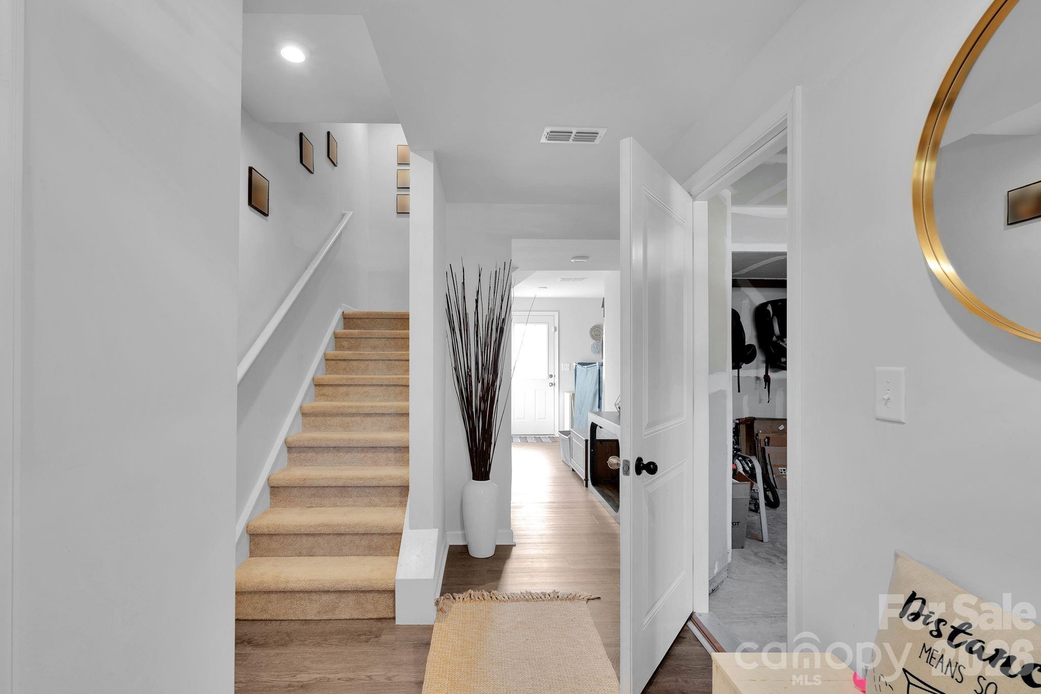4008 Haldane Street Property Photo 3