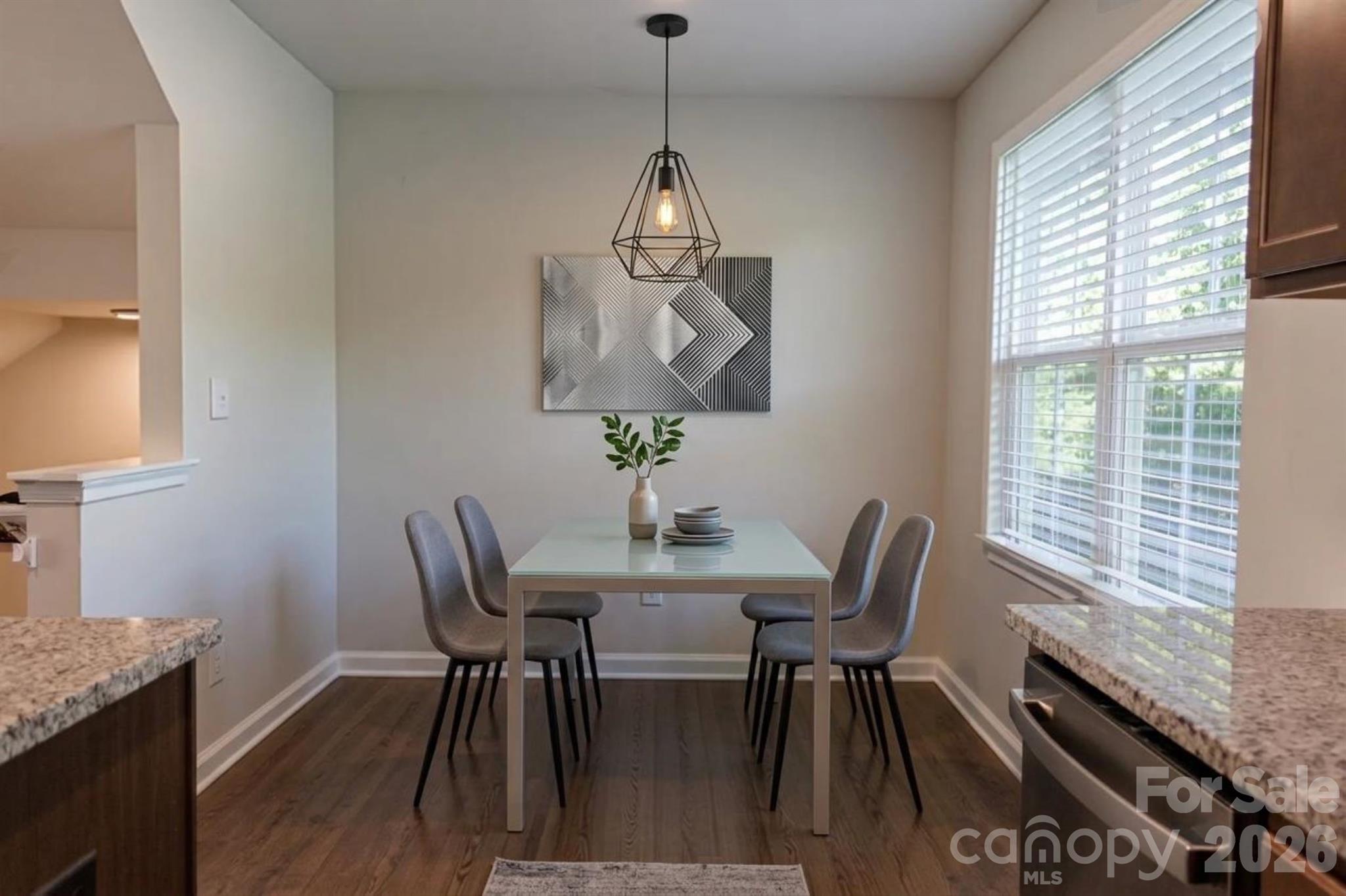 4008 Haldane Street Property Photo 6