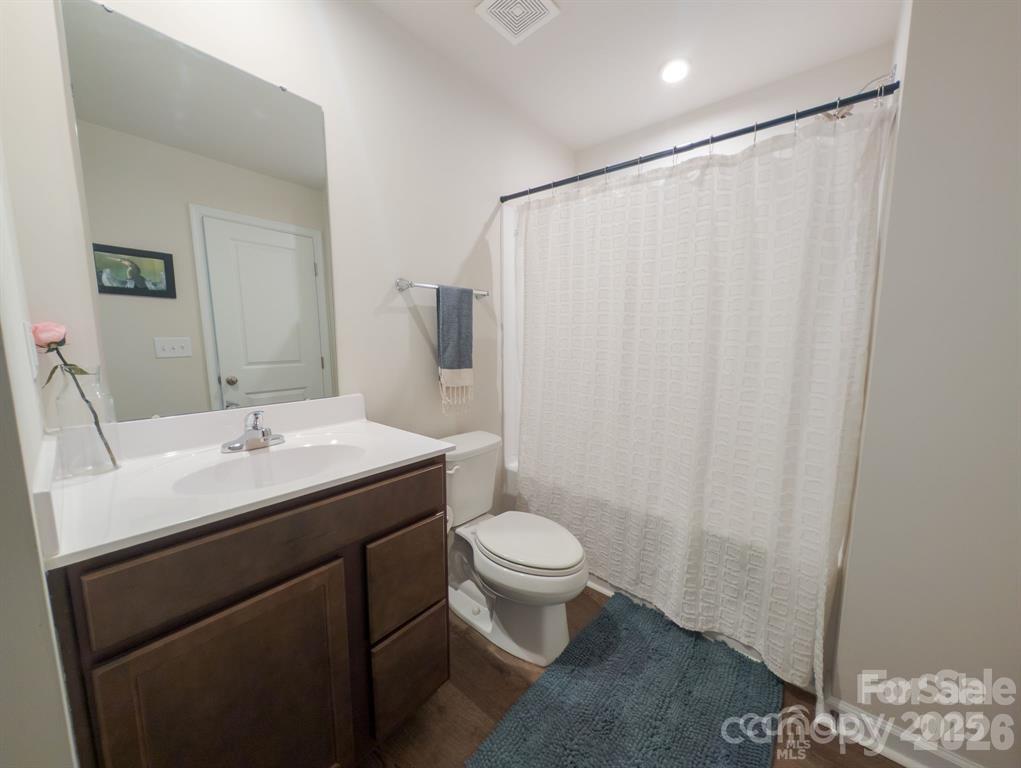 4008 Haldane Street Property Photo 16