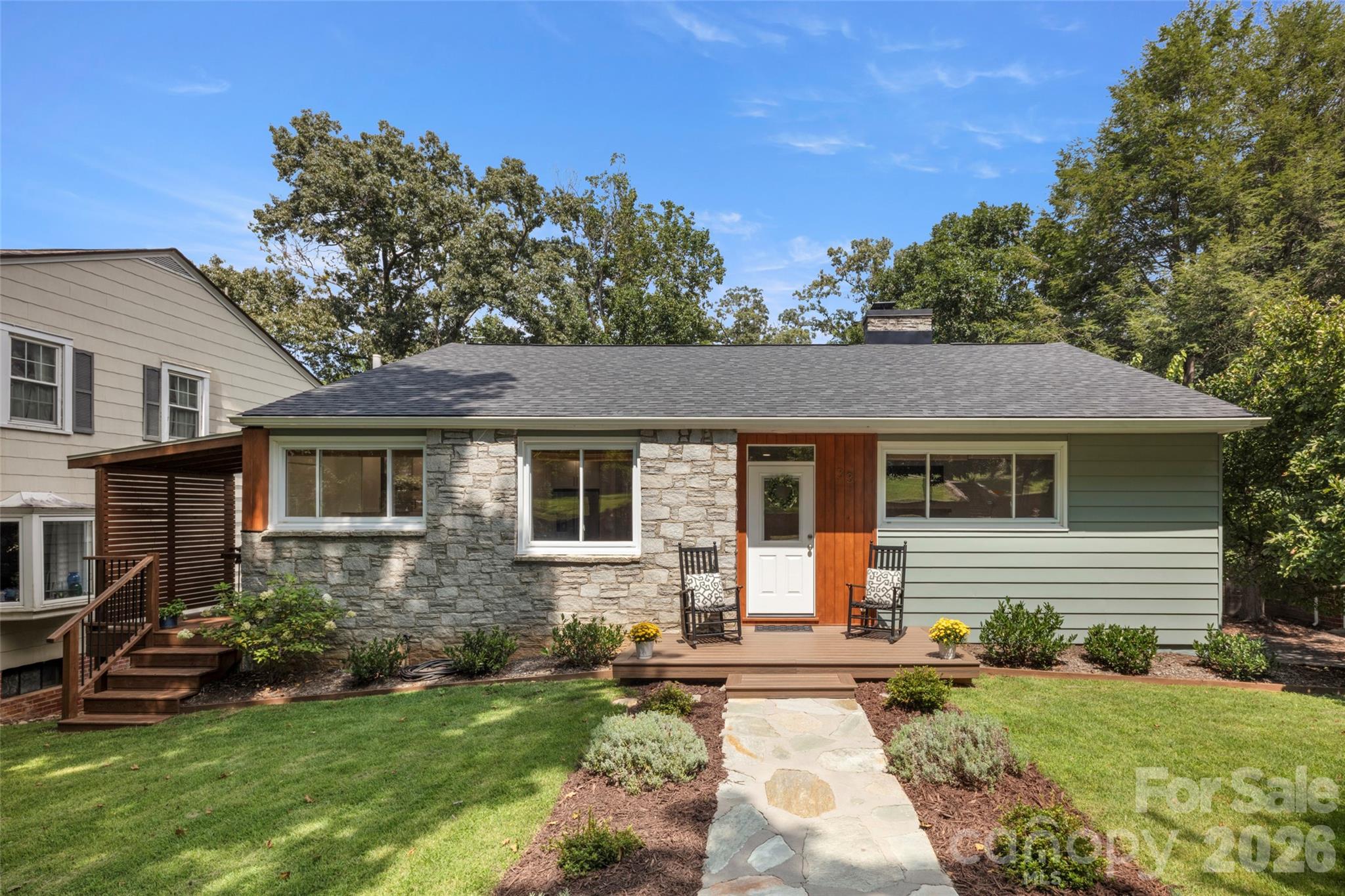 33 Maywood Road Property Photo 2