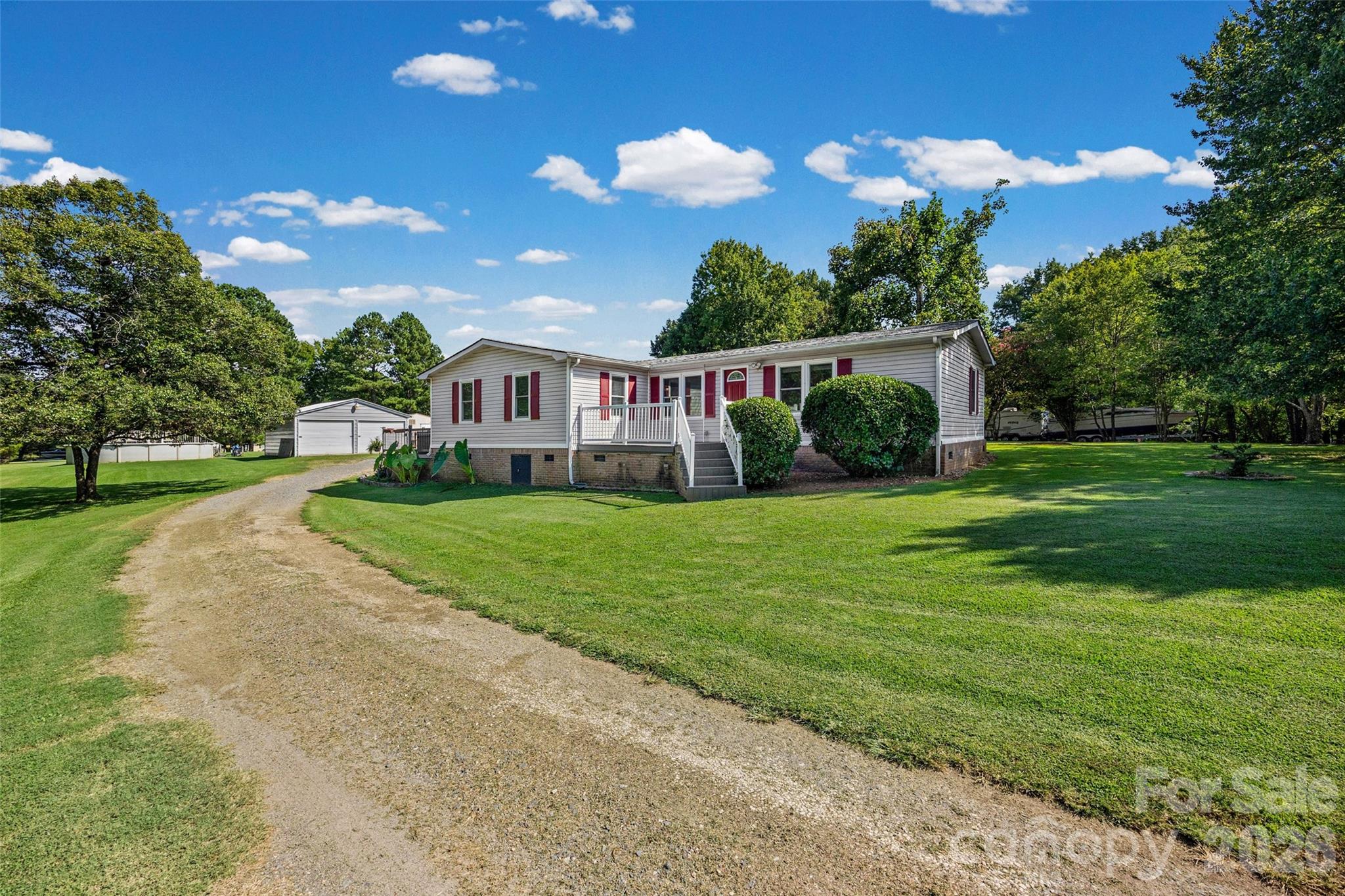6215 Barclay Lane Property Photo 3
