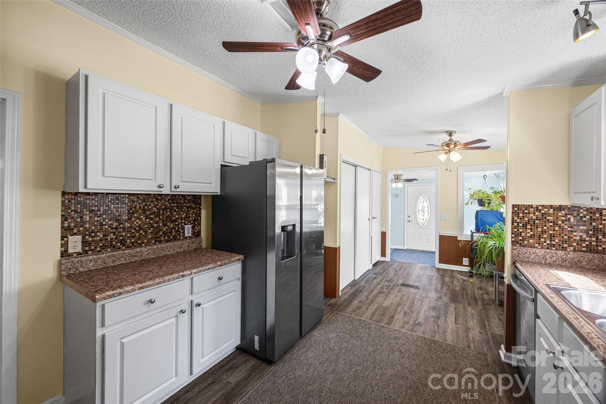 6215 Barclay Lane Property Photo 6