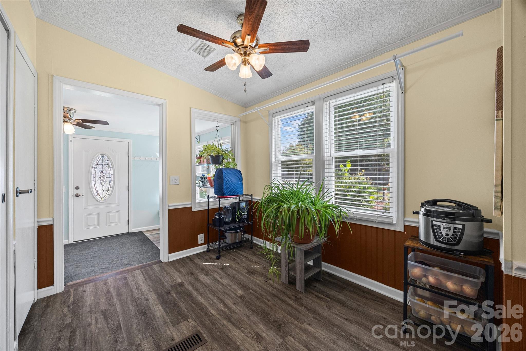 6215 Barclay Lane Property Photo 7