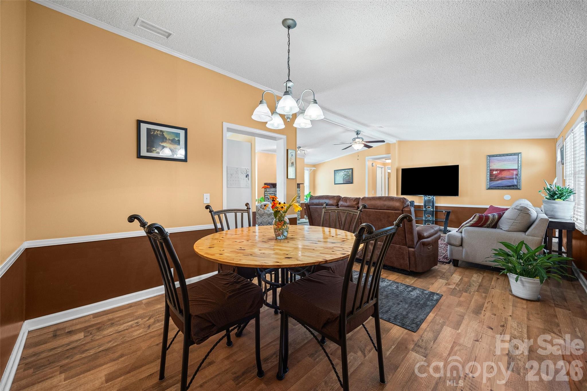 6215 Barclay Lane Property Photo 12